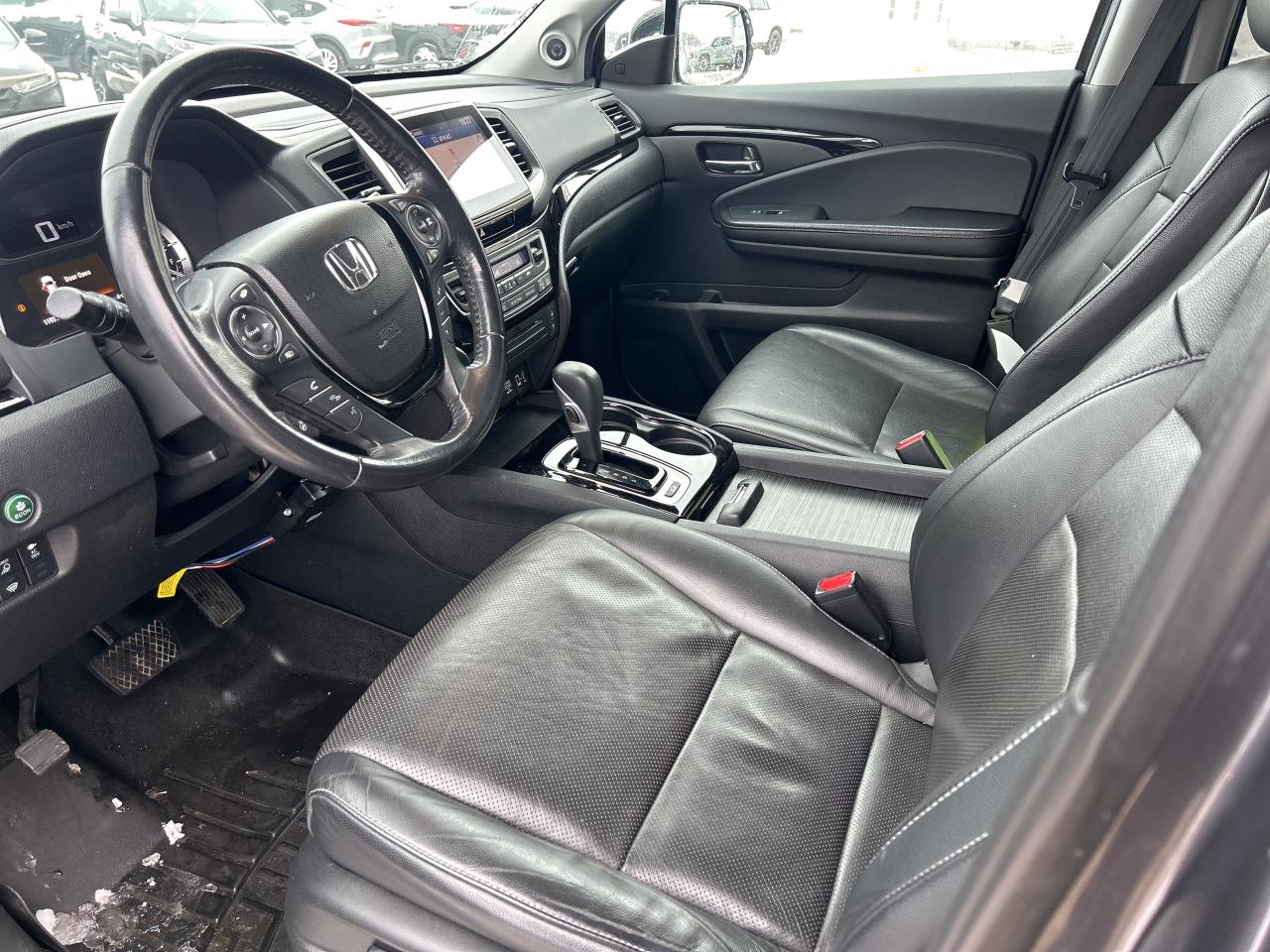 2017 Honda Ridgeline Touring   Power Rear Window   Heated Front Seats Photo