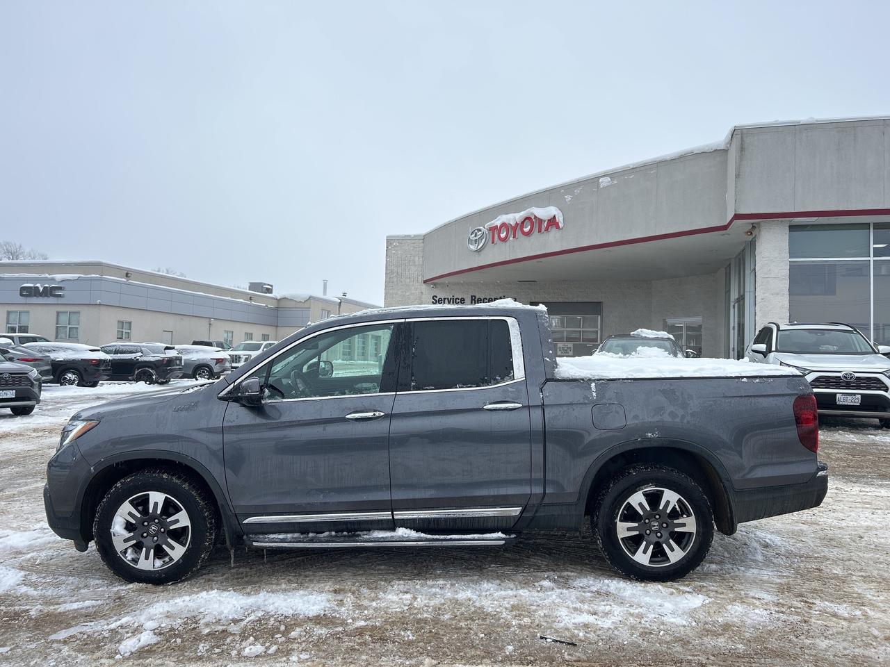 2017 Honda Ridgeline Touring   Power Rear Window   Heated Front Seats Photo