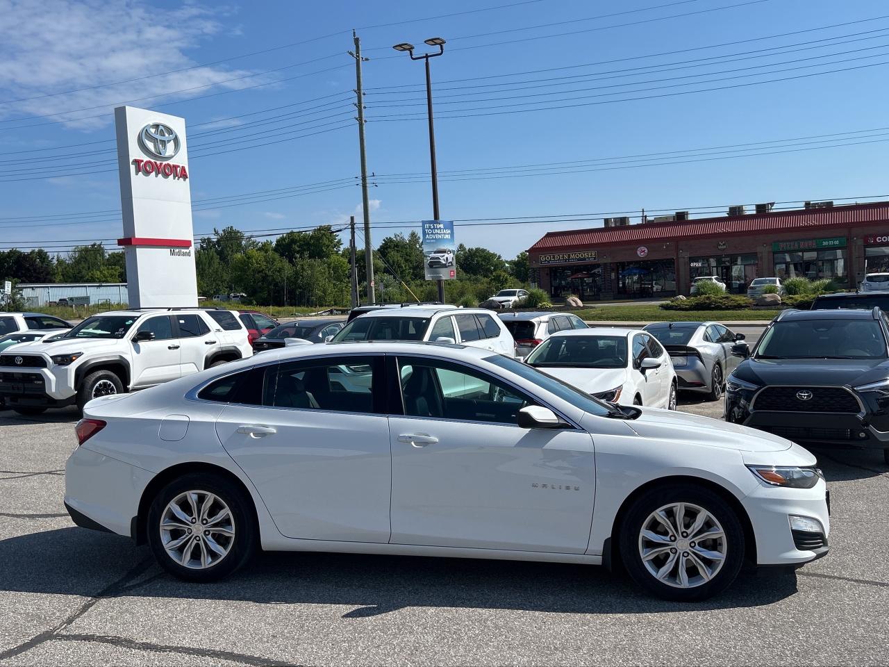 2019 Chevrolet Malibu LT   Leather Interior   Power Moonroof Photo