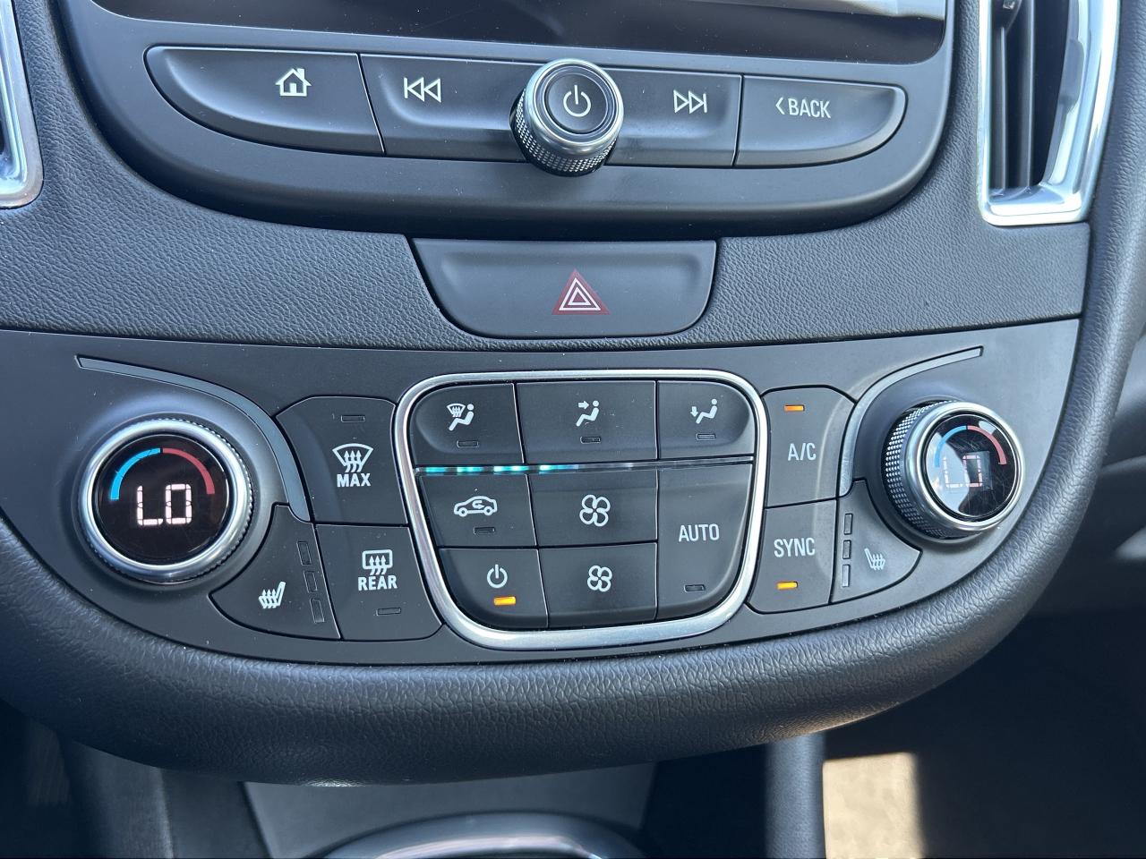 2019 Chevrolet Malibu LT   Leather Interior   Power Moonroof Photo