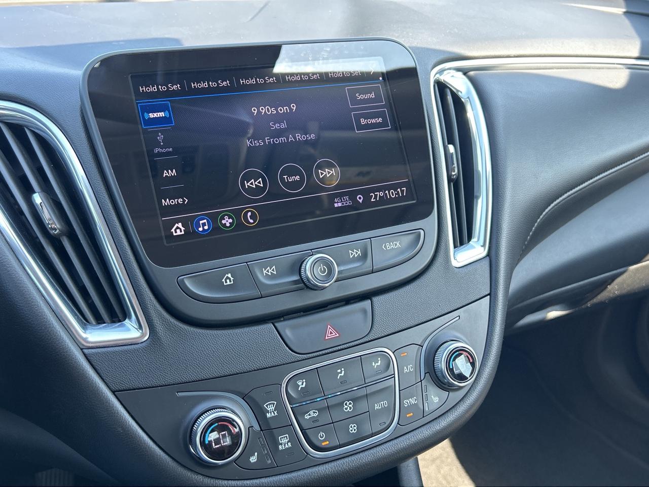 2019 Chevrolet Malibu LT   Leather Interior   Power Moonroof Photo