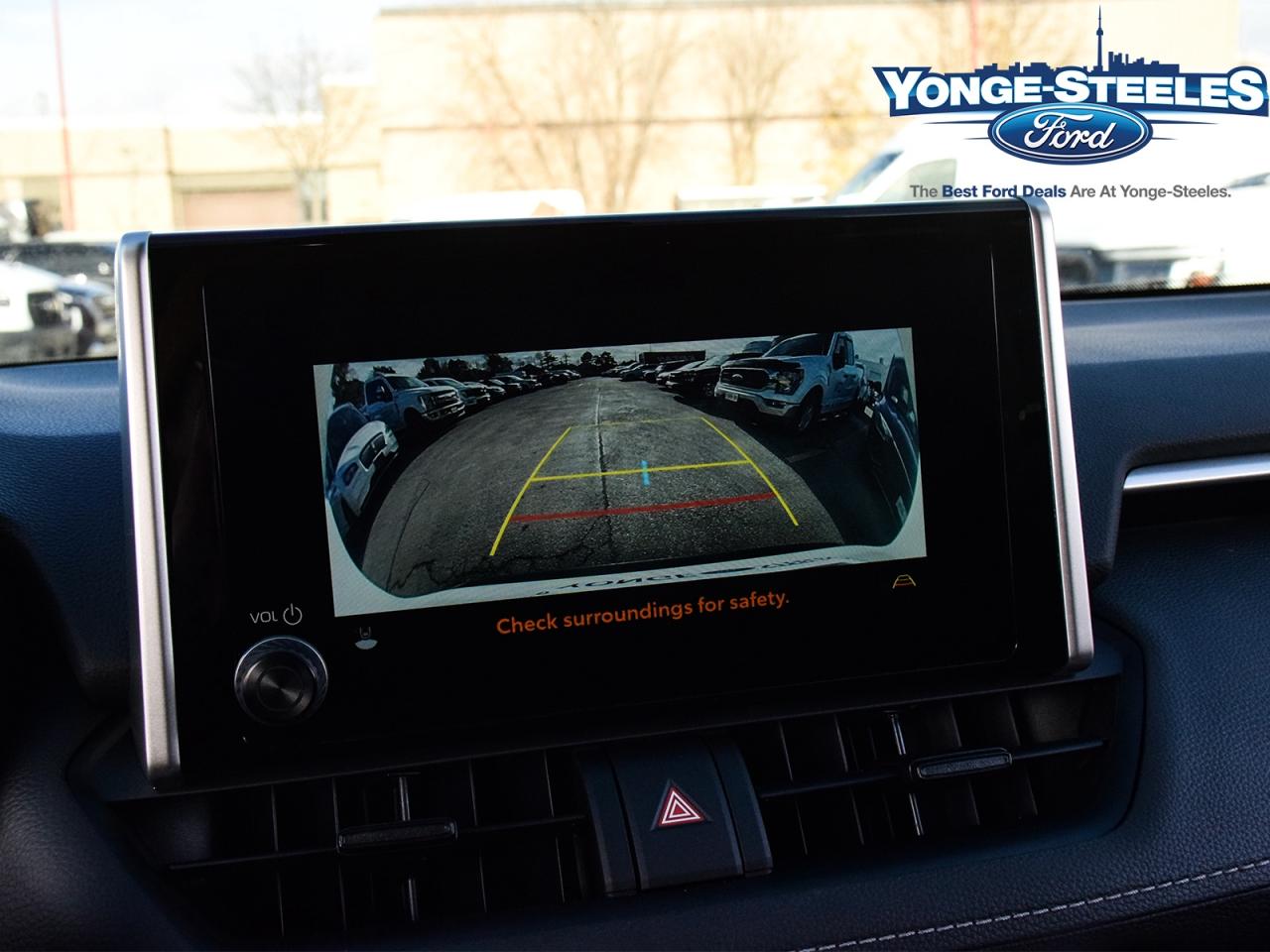 2025 Toyota RAV4 LE AWD - ONE OWNER - LOW LOW KMS Photo