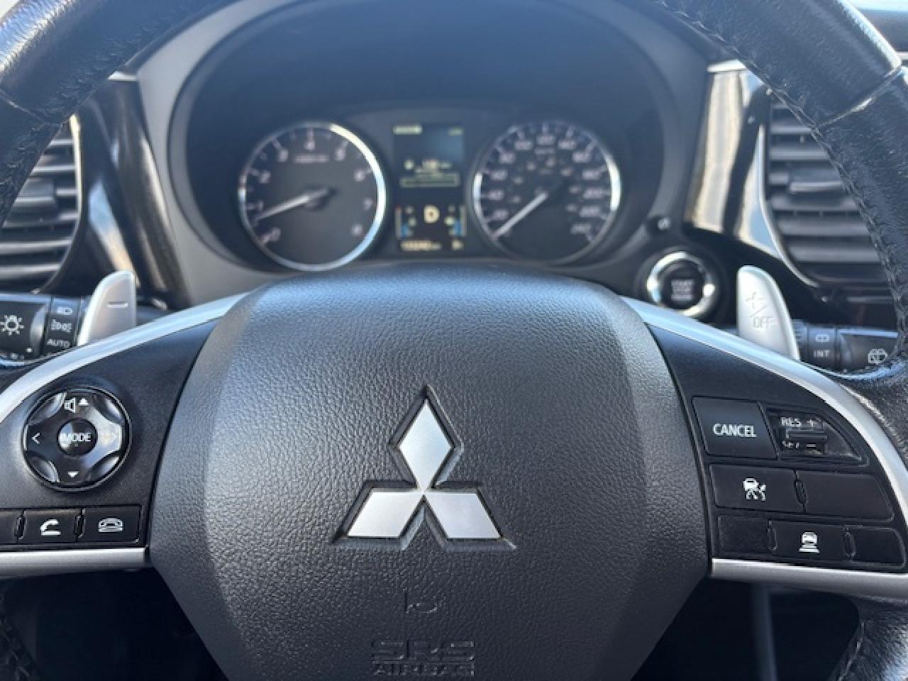 2014 Mitsubishi Outlander 4WD 4dr GT Photo