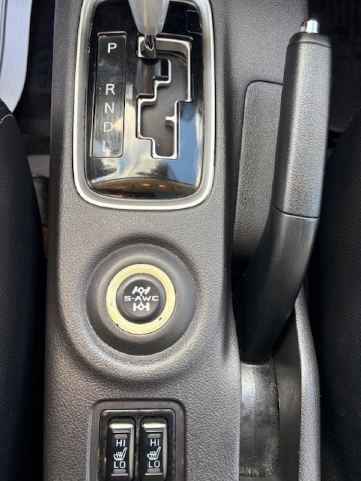 2014 Mitsubishi Outlander 4WD 4dr GT Photo