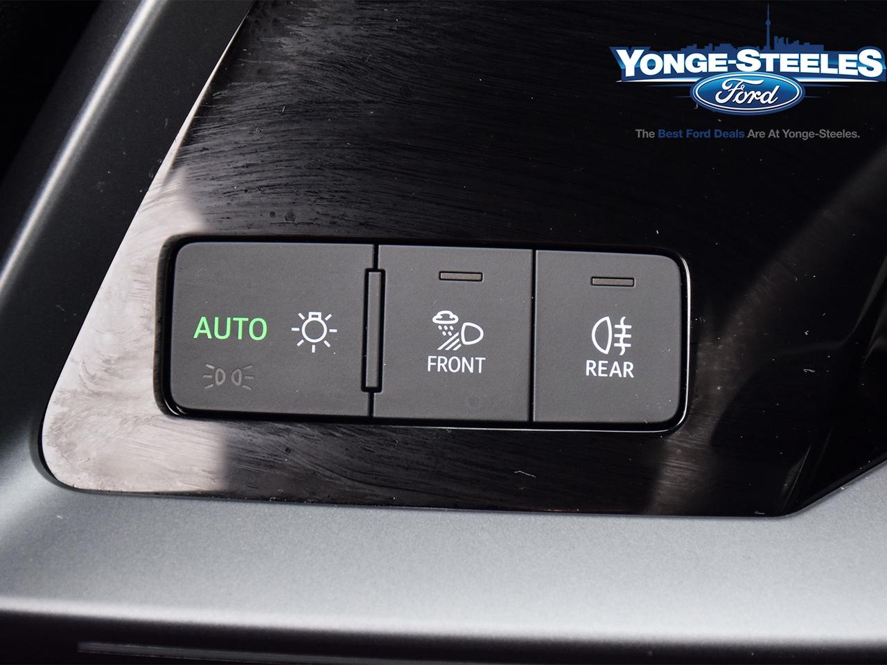 2025 Audi S3 Sedan Technik 2.0 TFSI quattro Fully Loaded! Photo