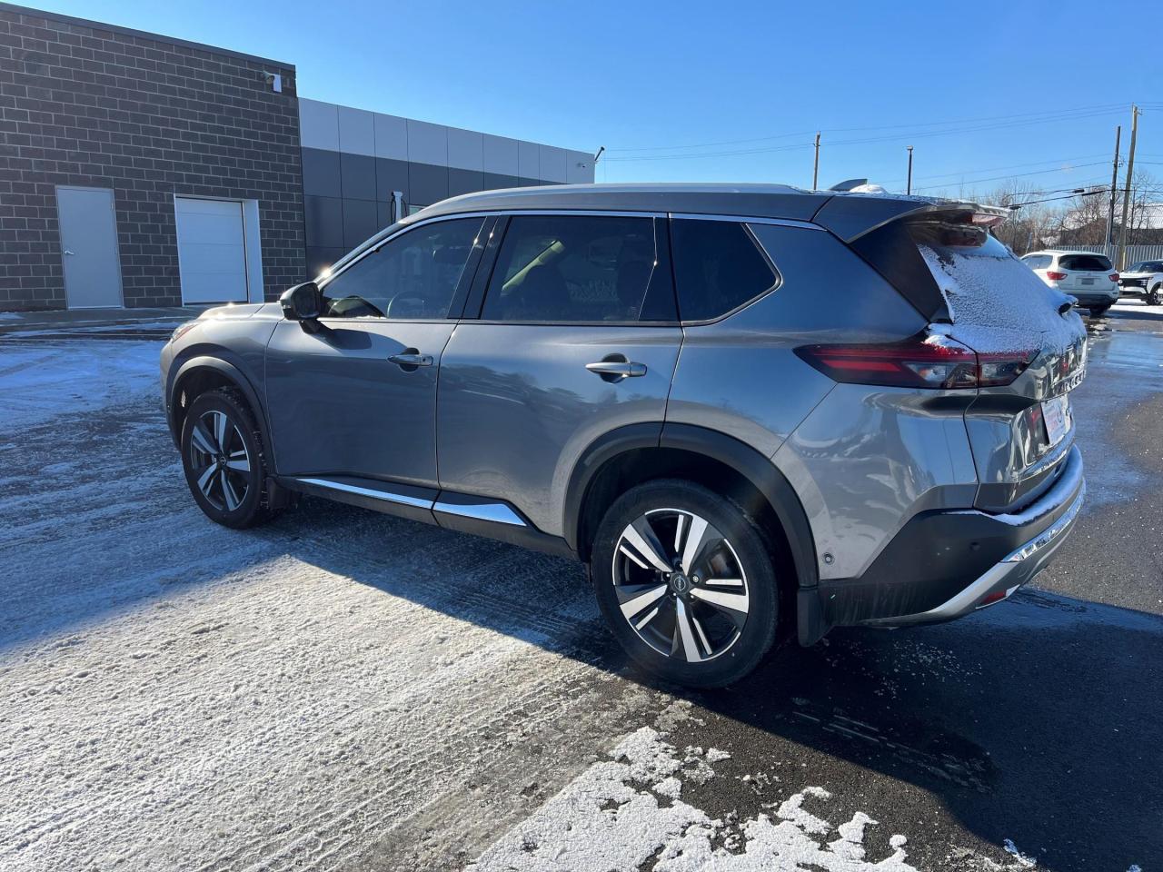 2023 Nissan Rogue Platinum AWD Photo4