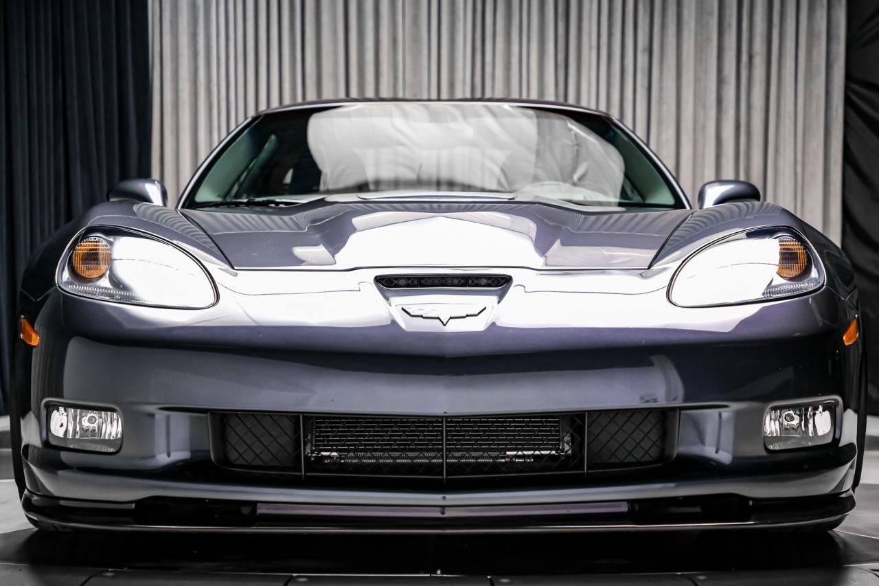 2010 Chevrolet Corvette ZR1 w/3ZR 638HP 6.2L LS9  CARBONCERAMIC HUD LOWKMS Photo