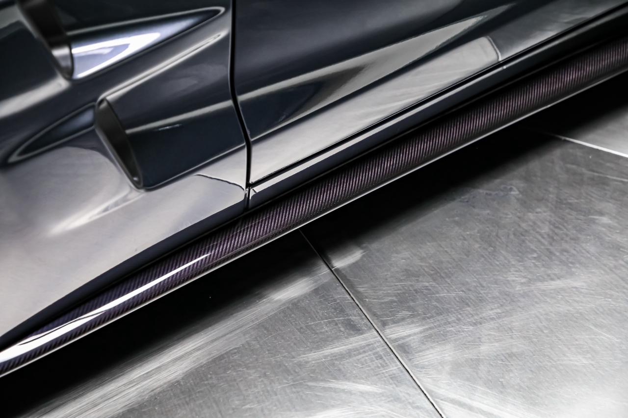 2010 Chevrolet Corvette ZR1 w/3ZR 638HP 6.2L LS9  CARBONCERAMIC HUD LOWKMS Photo