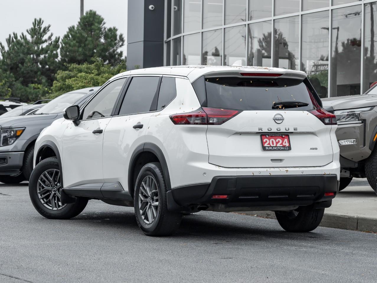 2024 Nissan Rogue S Photo