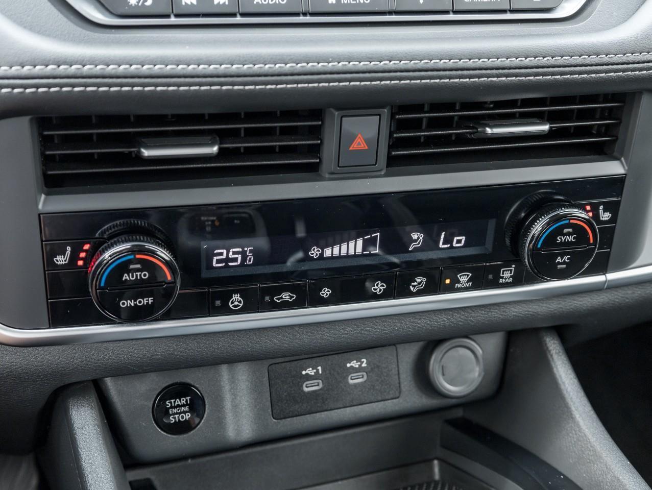 2024 Nissan Rogue S Photo