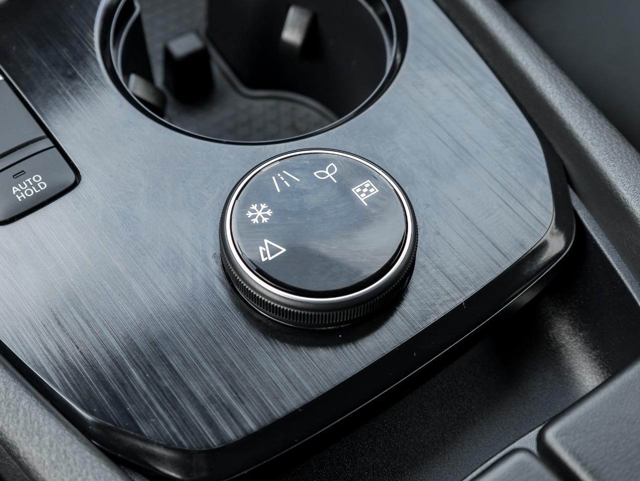 2024 Nissan Rogue S Photo