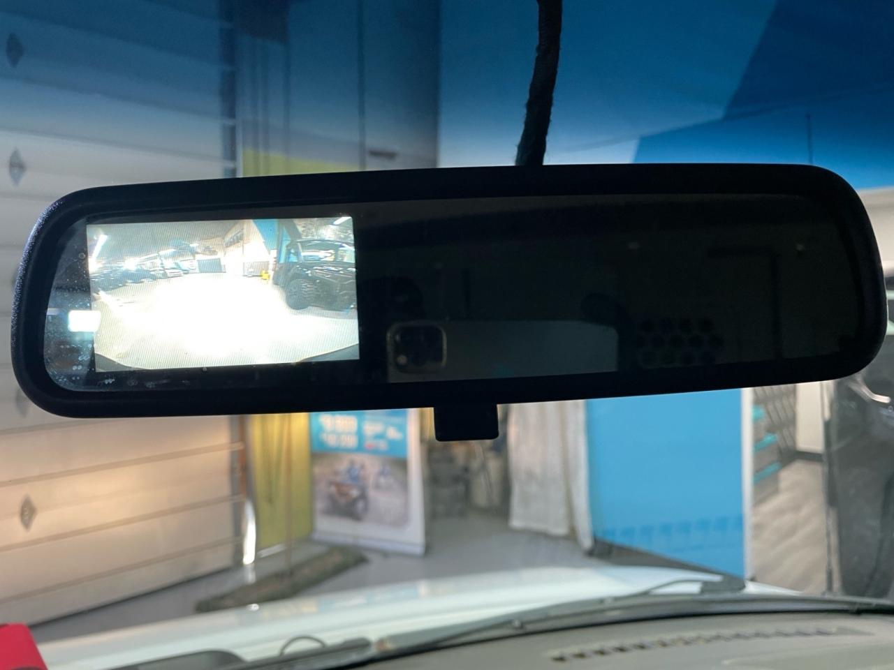 2018 GMC Savana 2500   V6 4.L   NO ACCIDENTS Photo