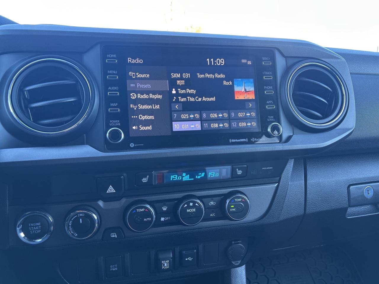 2021 Toyota Tacoma TRD   Front Heated Seats   No Reported Accidents Photo