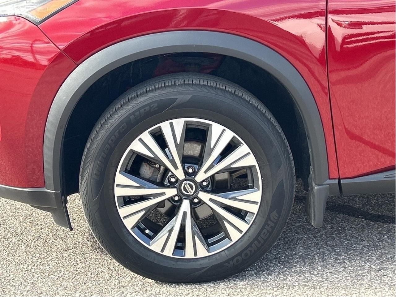 2021 Nissan Rogue AWD SV   ONE PREVIOUS OWNER   Panoramic Moonroof Photo