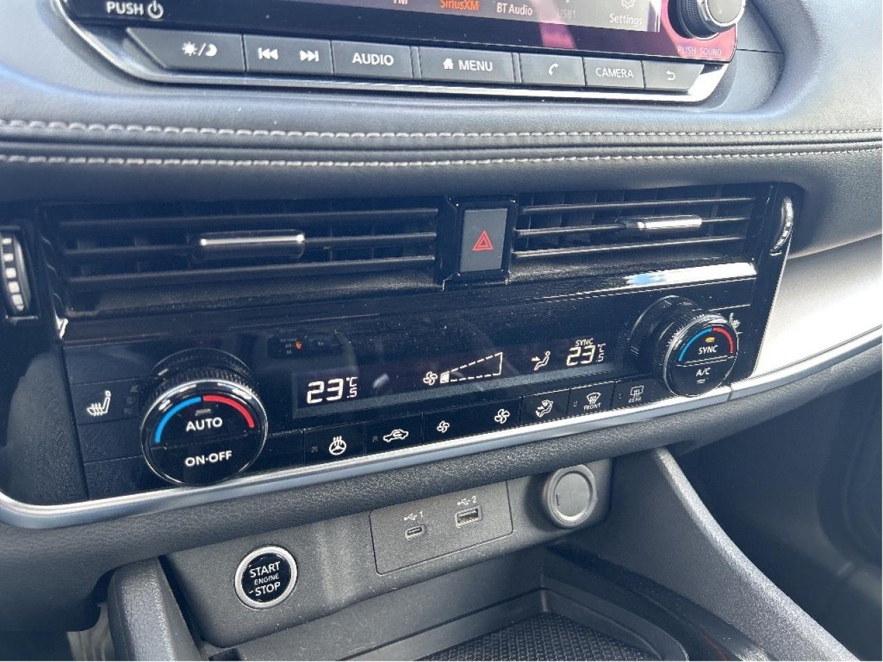 2021 Nissan Rogue AWD SV   ONE PREVIOUS OWNER   Panoramic Moonroof Photo