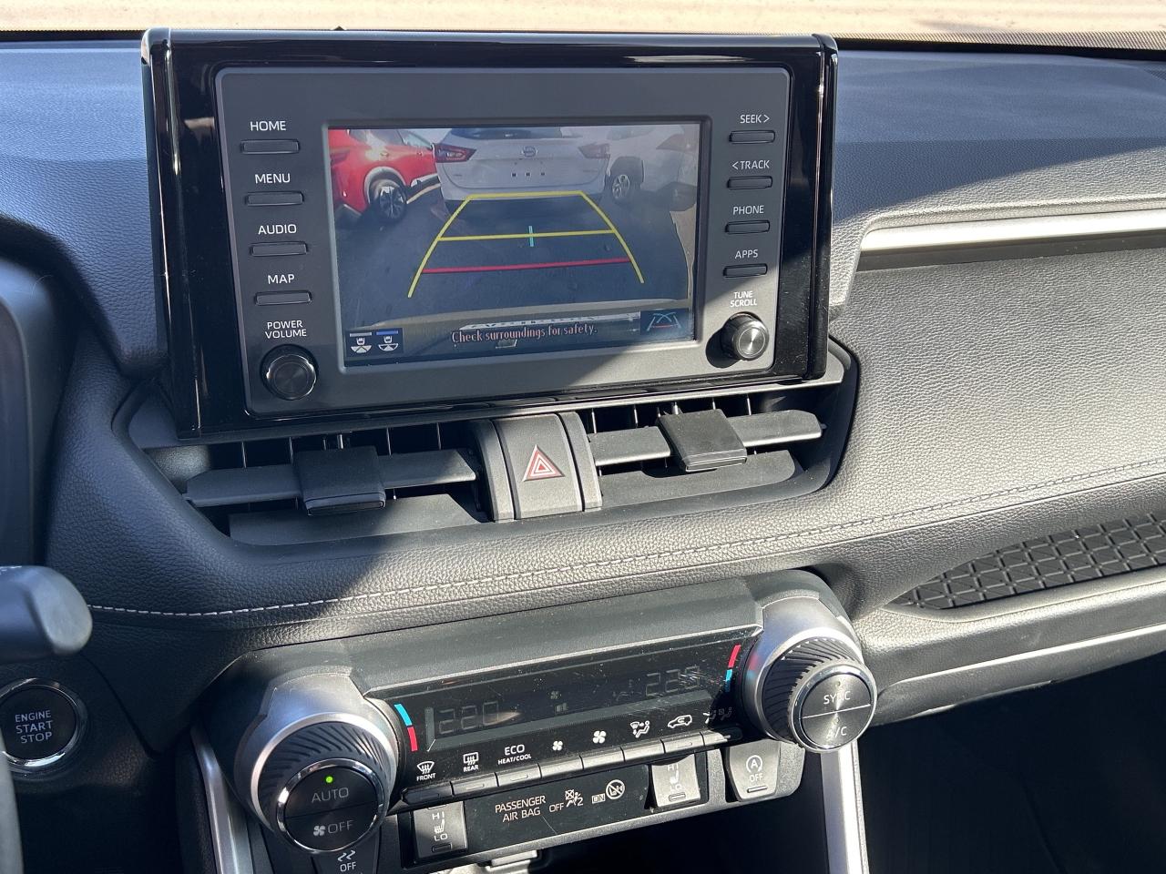 2021 Toyota RAV4 XLE   Power Moonroof   NO REPORTED ACCIDENTS Photo