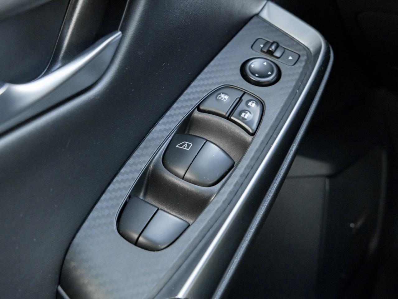 2022 Nissan Sentra SR Photo