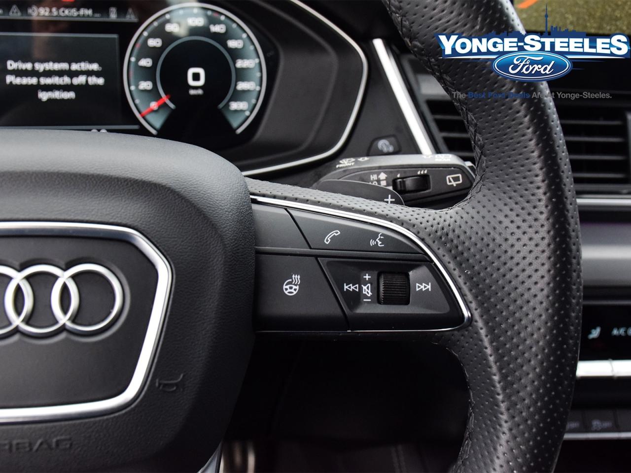 2024 Audi Q5 Technik 45 TFSI quattro Photo