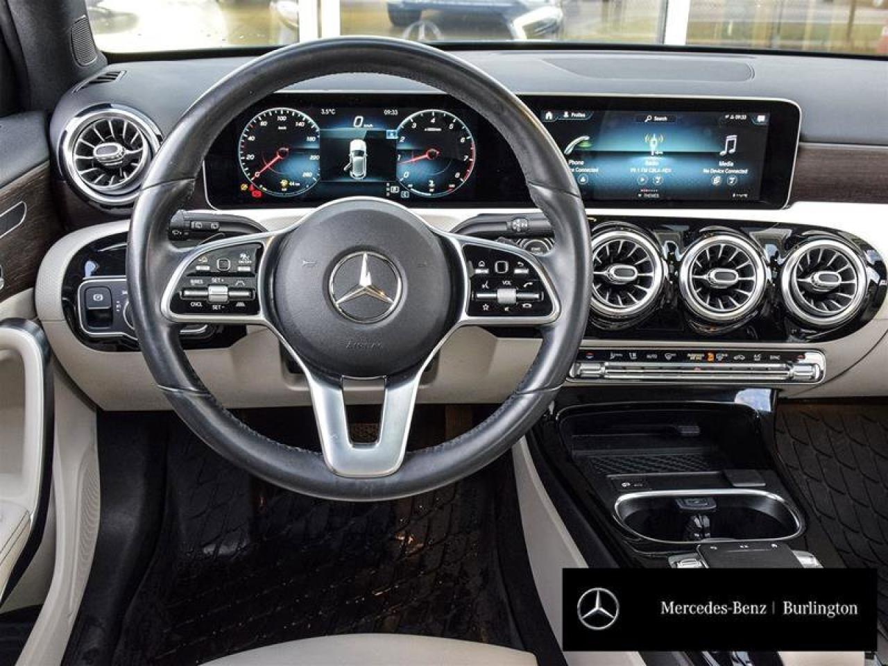 2020 Mercedes-Benz A-Class A 250 Photo