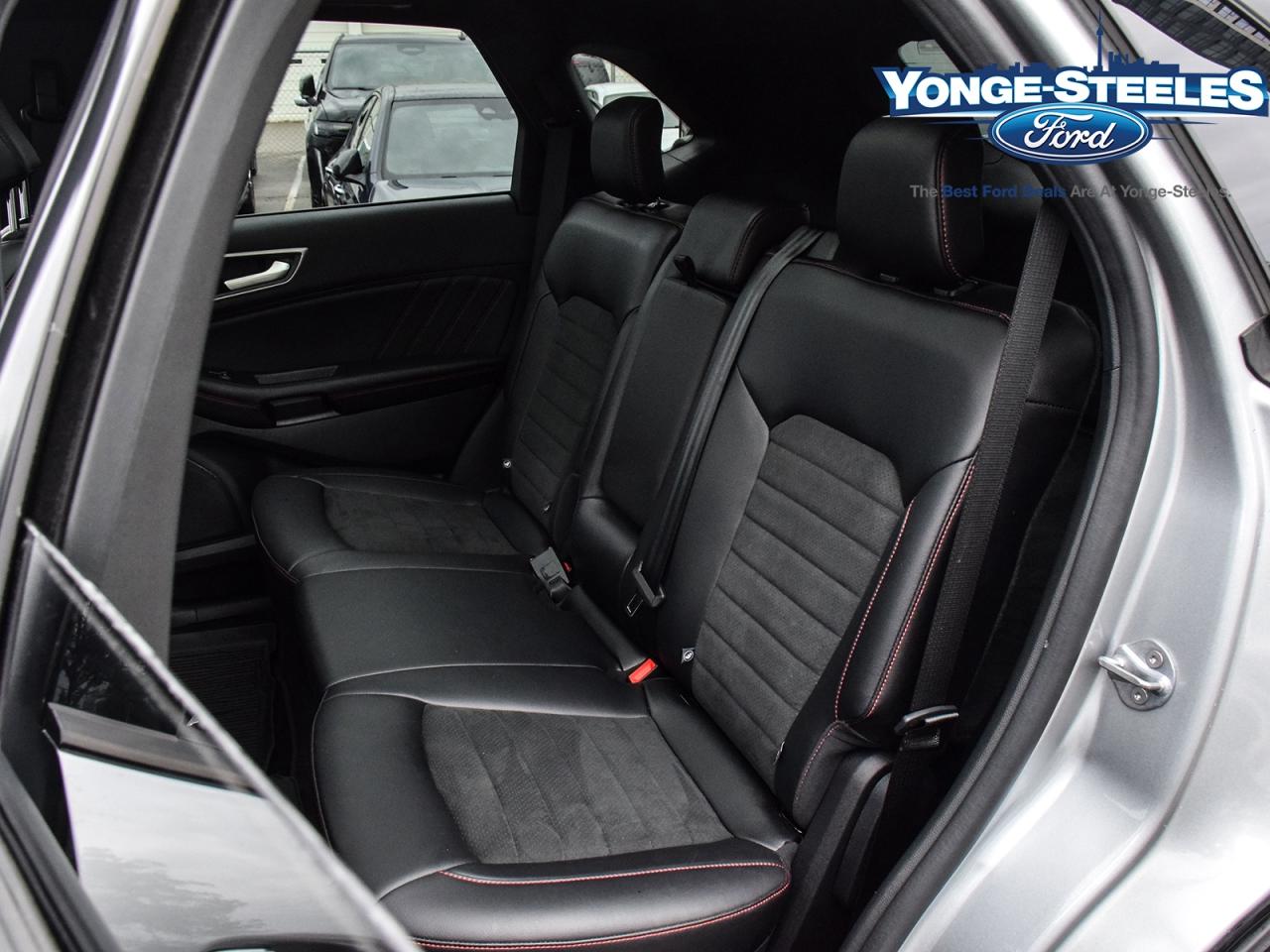 2024 Ford Edge ST LINE CONVENIENCE & COLD WEATHER PKG NO ACCIDENT Photo