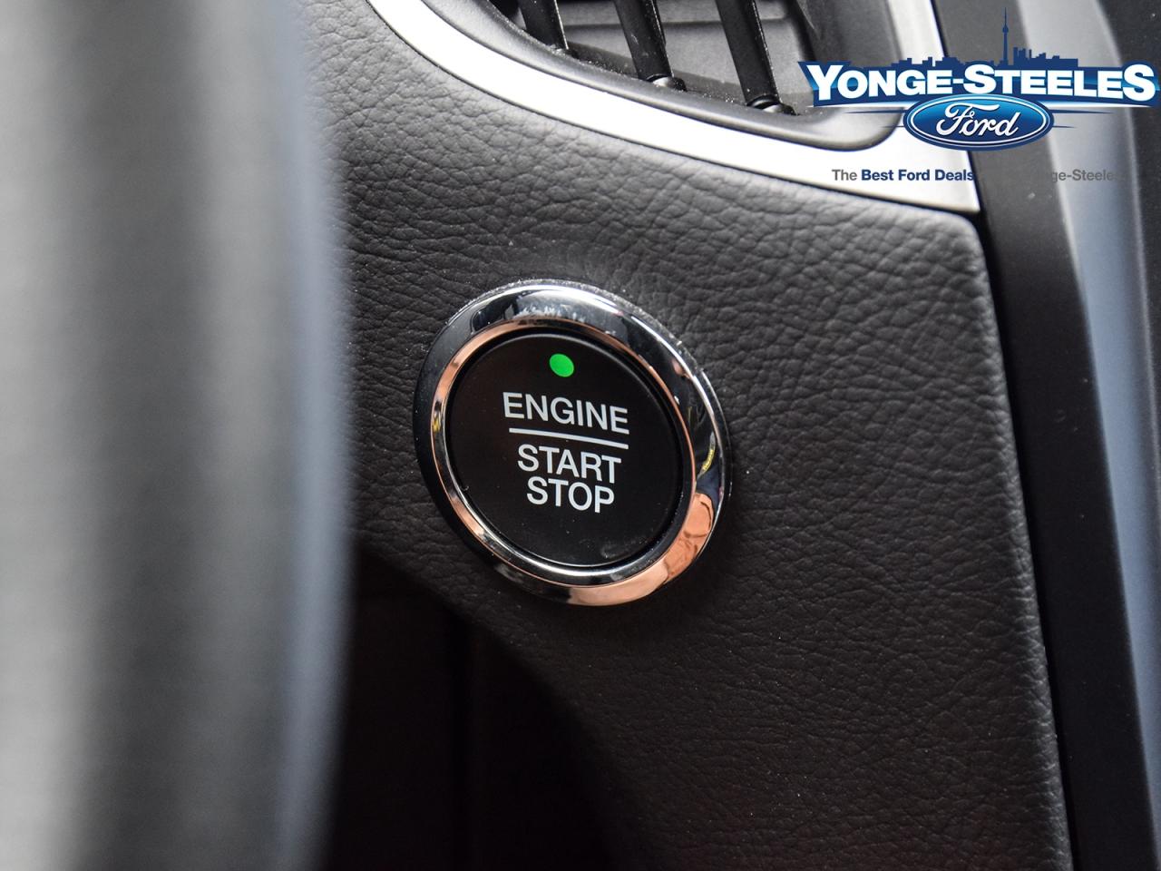 2024 Ford Edge ST LINE CONVENIENCE & COLD WEATHER PKG NO ACCIDENT Photo