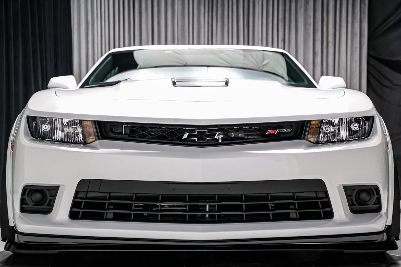 2015 Chevrolet Camaro Z28 427 V8 7.0L 505HP CARBNCERAMIC RARE LOWKM AC Photo