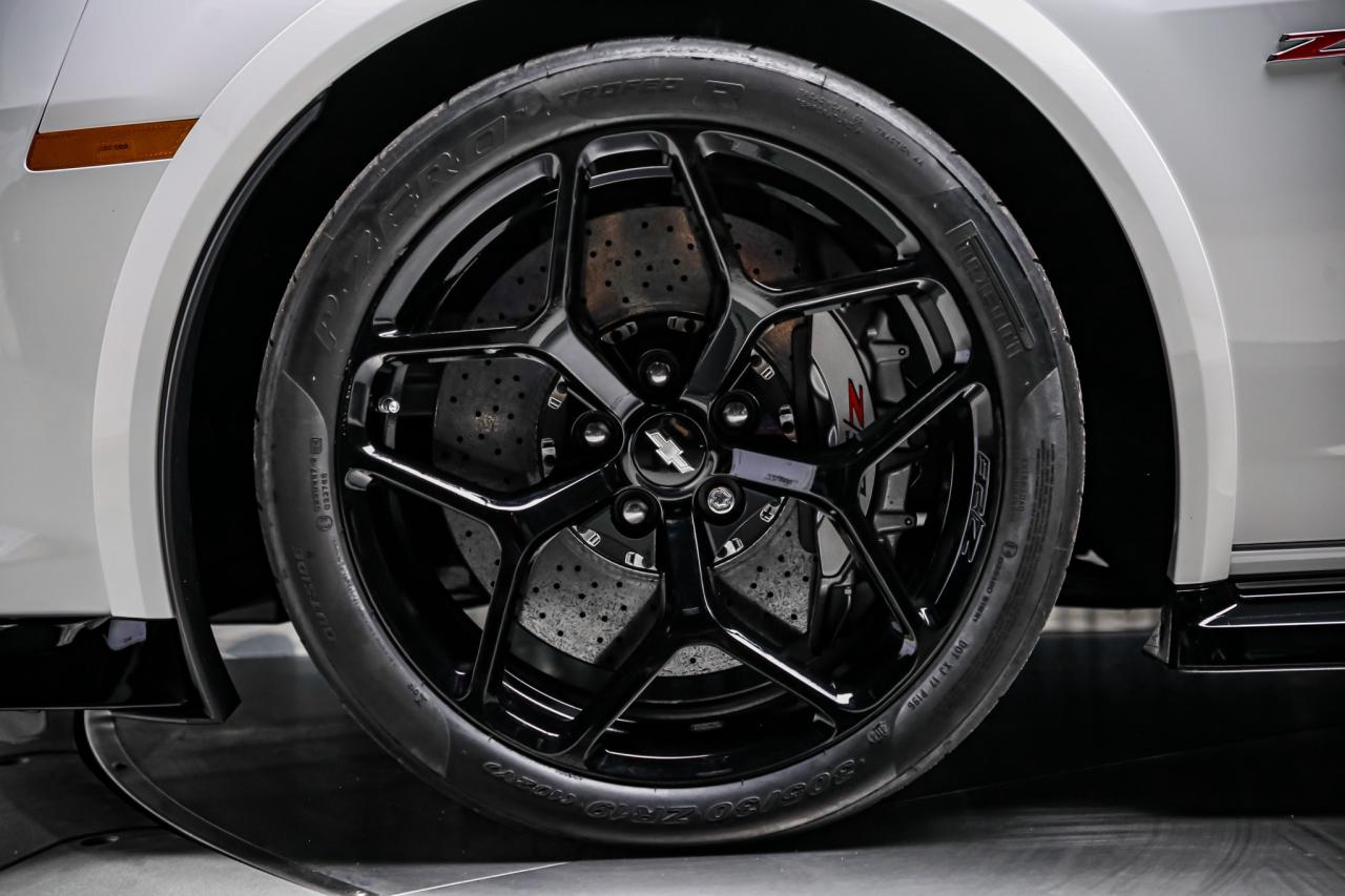 2015 Chevrolet Camaro Z28 427 V8 7.0L 505HP CARBNCERAMIC RARE LOWKM AC Photo