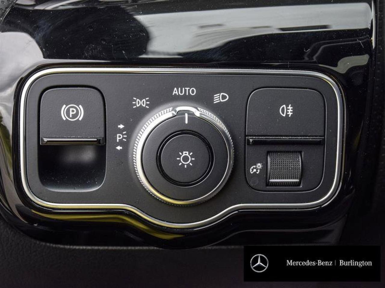 2021 Mercedes-Benz A-Class AMG A 35 Photo