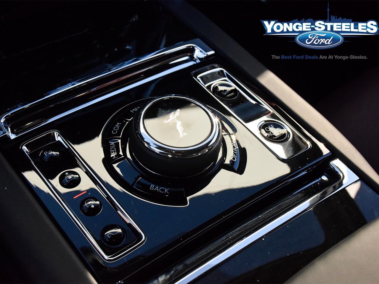 2022 Rolls-Royce Cullinan 2022 Rolls Royce Cullinan WOW save the over $150K! Photo