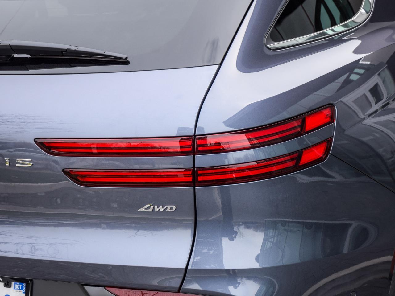 2026 Genesis GV70 2.5T AWD Prestige AWD  Ceres Blue w/Frozen Grey Photo