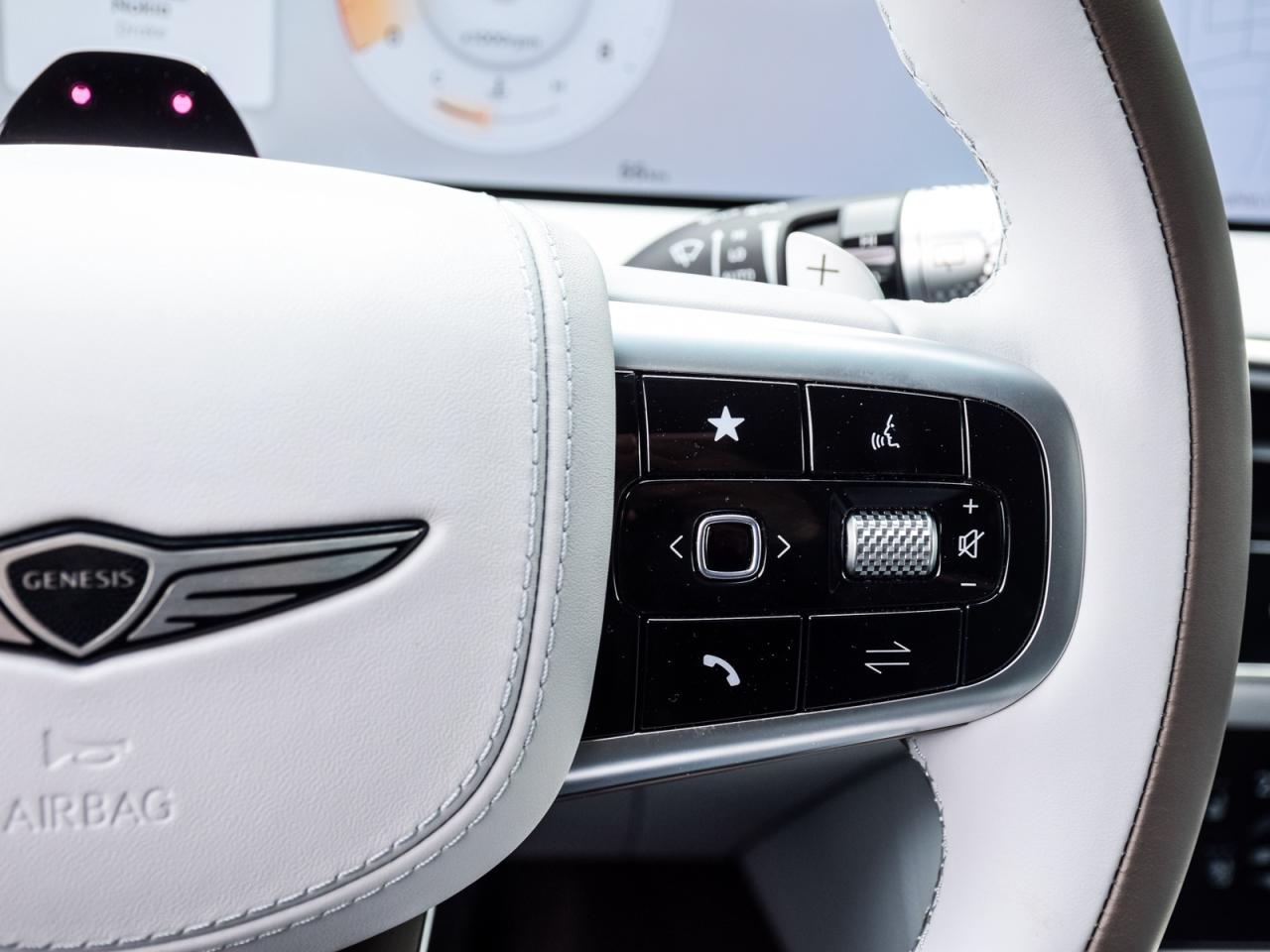 2026 Genesis GV70 2.5T AWD Prestige AWD  Ceres Blue w/Frozen Grey Photo