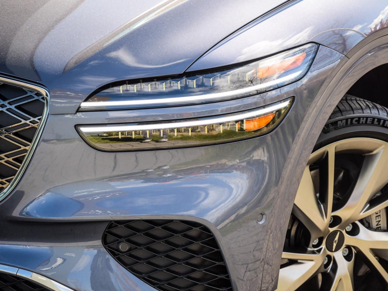 2026 Genesis GV70 2.5T Advanced Tech.Pkg AWD   Used Demonstrator Photo