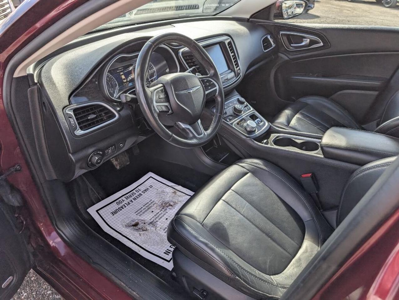 2016 Chrysler 200 C  LEATHER PANOROOF CAMERA HTD SEATS &STEERING Photo