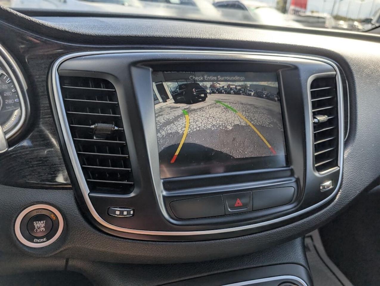 2016 Chrysler 200 C  LEATHER PANOROOF CAMERA HTD SEATS &STEERING Photo