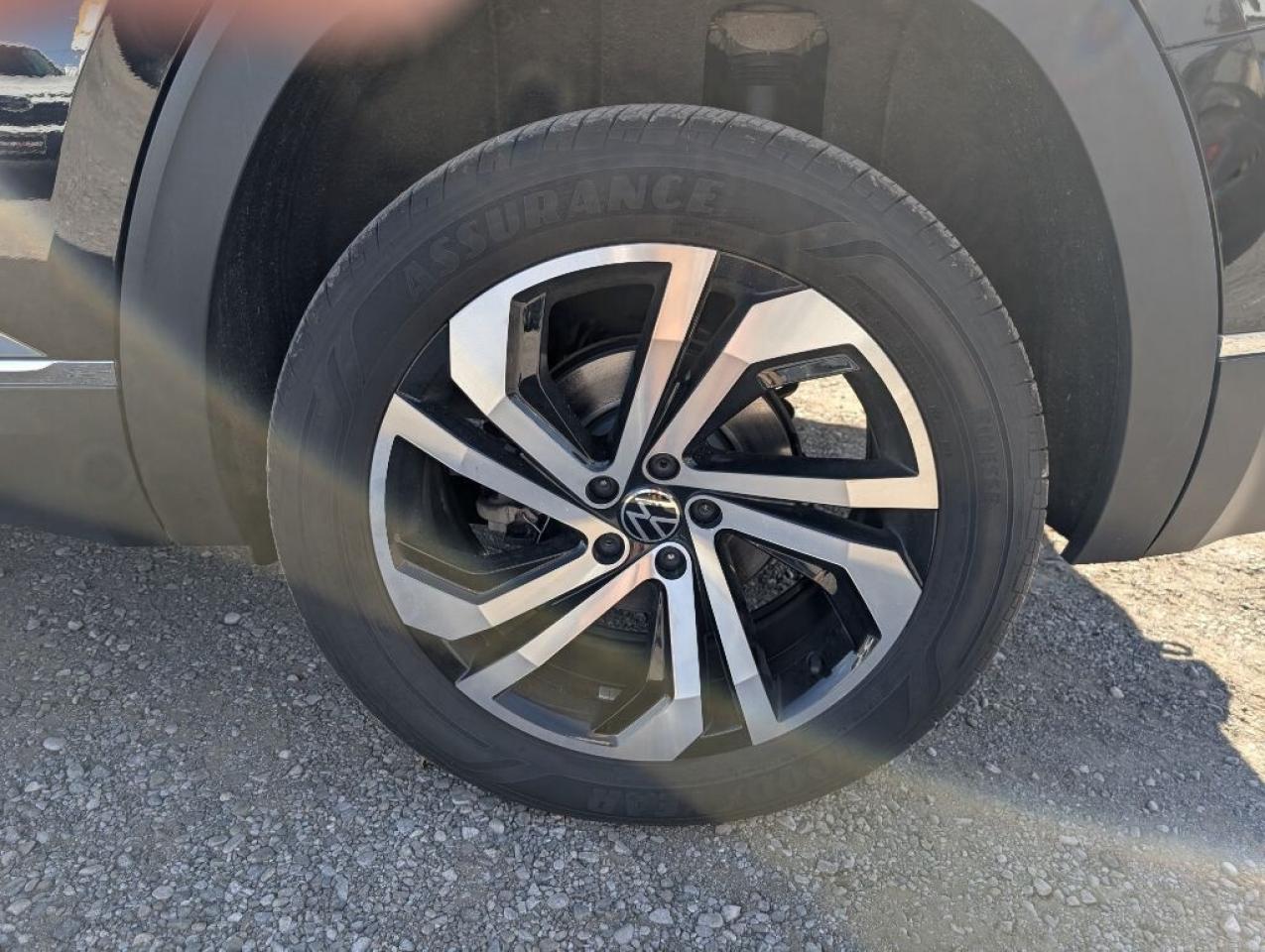 2023 Volkswagen Atlas HIGHLINE   NAV   LEATHER   PANOROOF   CAMERA Photo