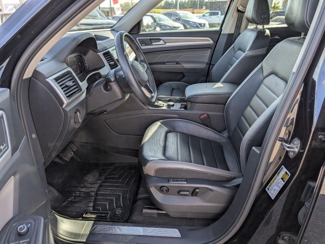 2023 Volkswagen Atlas HIGHLINE   NAV   LEATHER   PANOROOF   CAMERA Photo