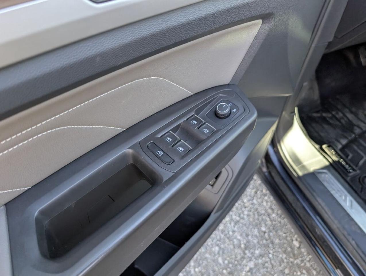 2023 Volkswagen Atlas HIGHLINE   NAV   LEATHER   PANOROOF   CAMERA Photo