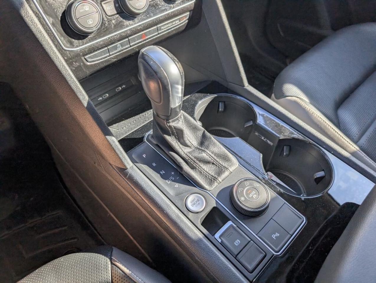 2023 Volkswagen Atlas HIGHLINE   NAV   LEATHER   PANOROOF   CAMERA Photo