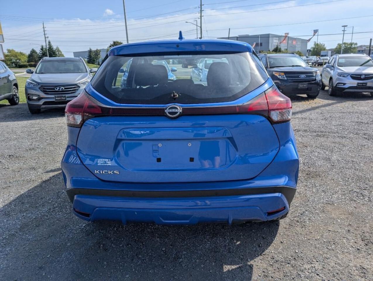 2022 Nissan Kicks S   CAMERA   BLIND SPOT   CARPLAY Photo