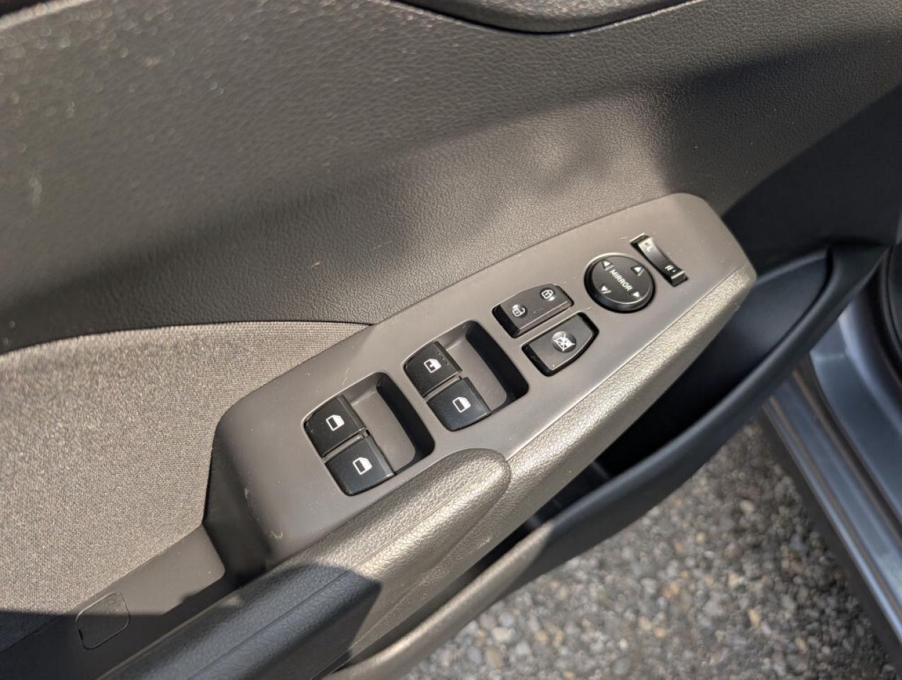 2020 Hyundai Accent Preferred   CAMERA   BLUETOOTH   HTD SEATS Photo