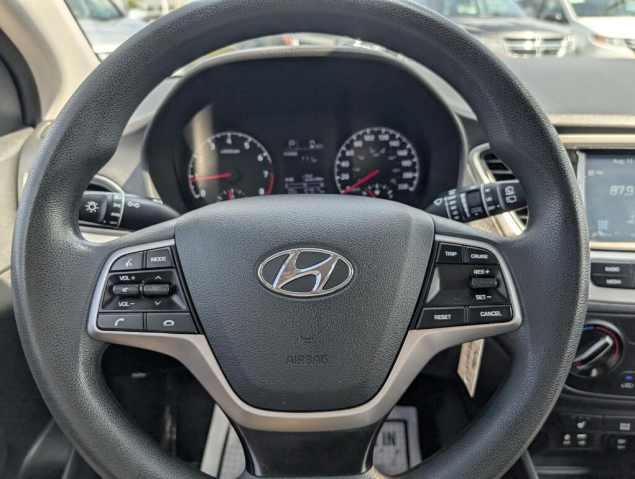 2020 Hyundai Accent Preferred   CAMERA   BLUETOOTH   HTD SEATS Photo