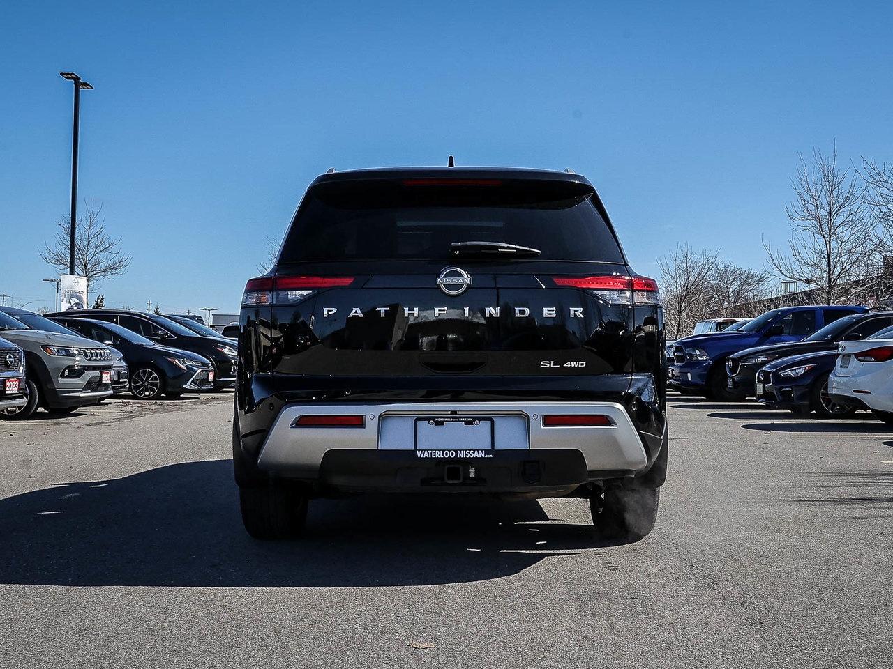 2024 Nissan Pathfinder SL 3.5l v6 4wd HOLIDAY SAVINGS Photo