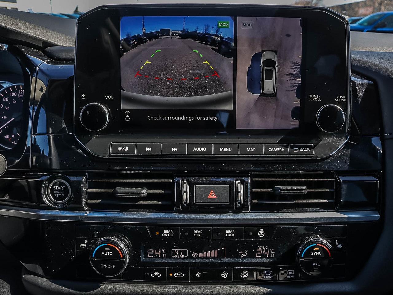 2024 Nissan Pathfinder SL 3.5l v6 4wd HOLIDAY SAVINGS Photo