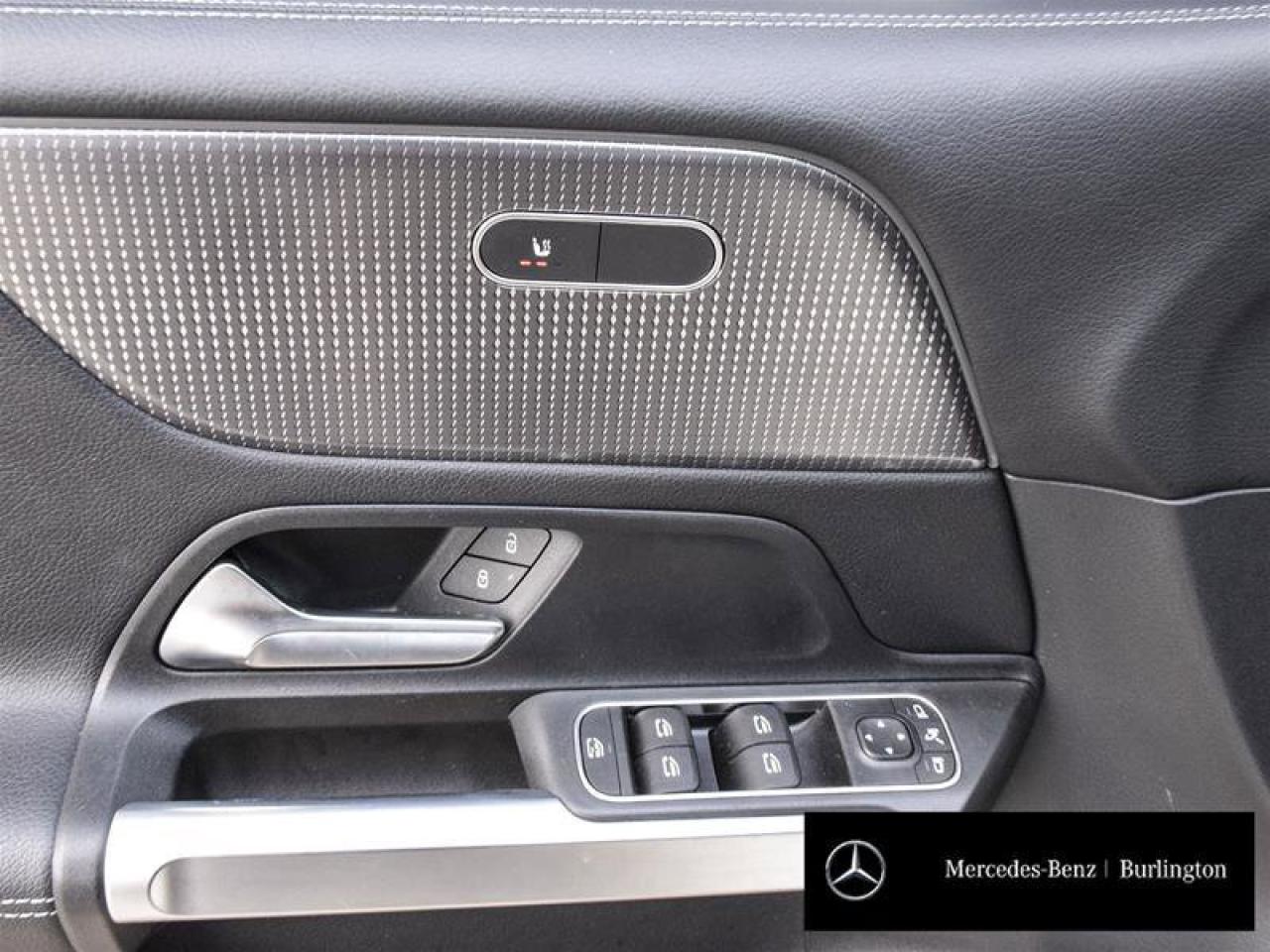 2022 Mercedes-Benz GLB GLB 250 Photo