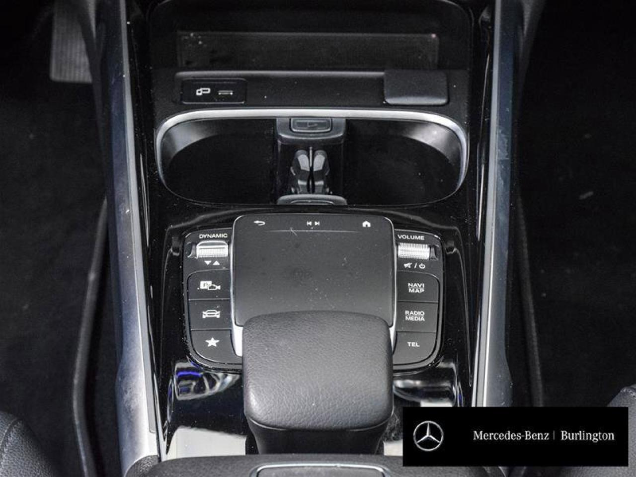 2022 Mercedes-Benz GLB GLB 250 Photo