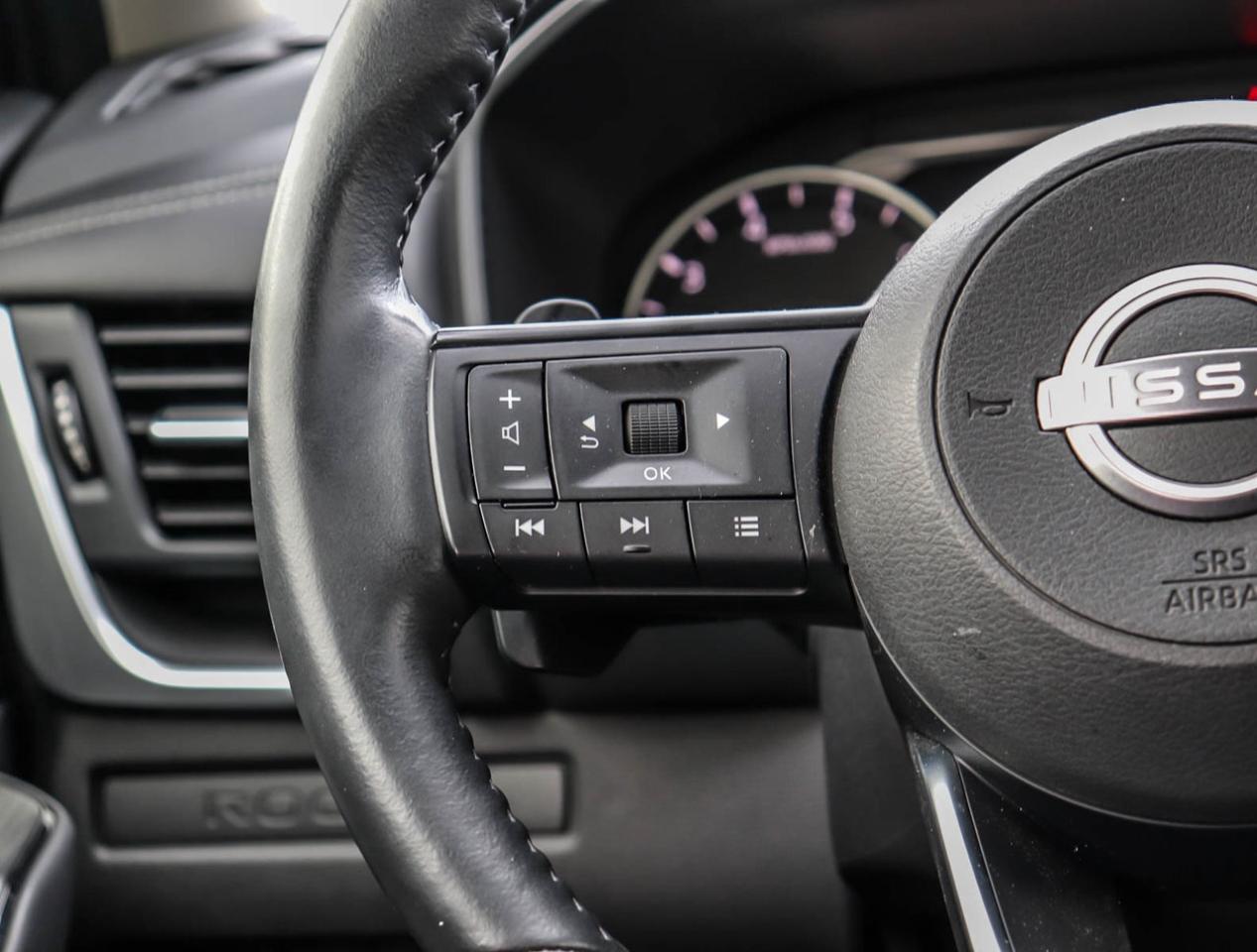 2024 Nissan Rogue S Photo