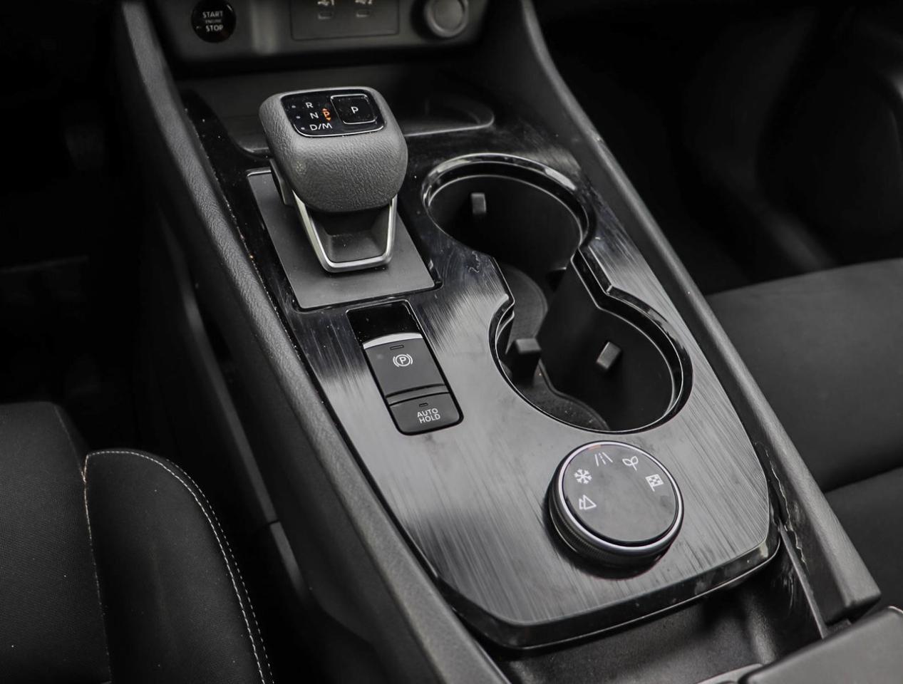 2024 Nissan Rogue S Photo