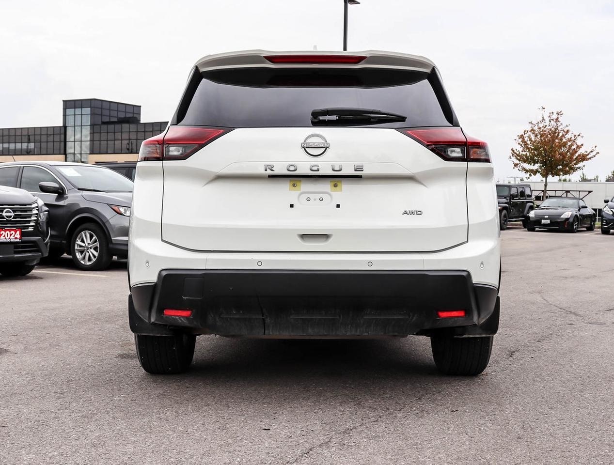 2024 Nissan Rogue S Photo3