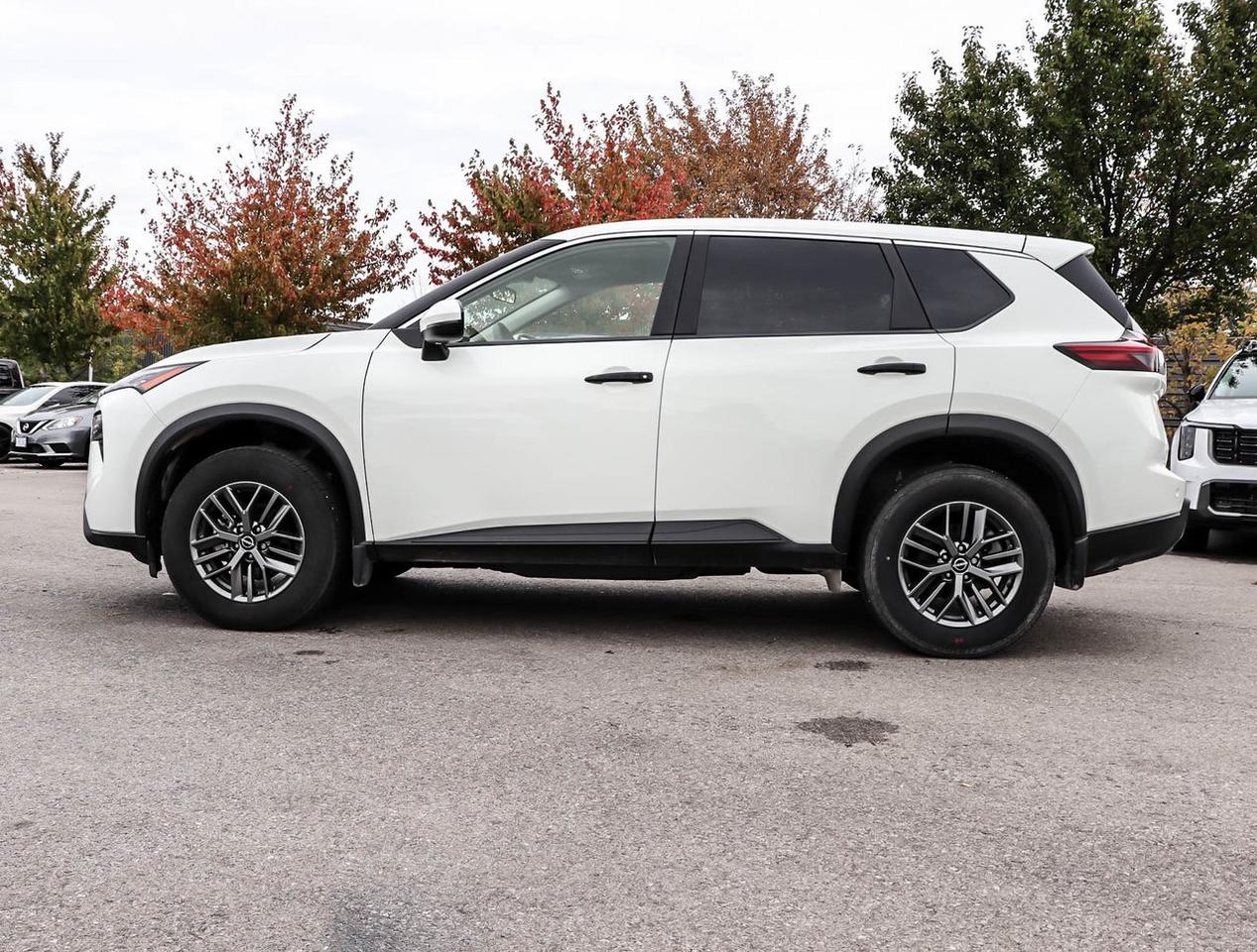 2024 Nissan Rogue S Photo4
