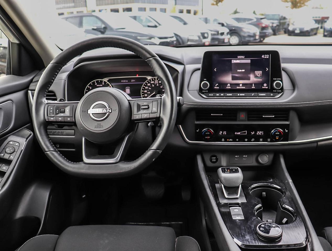 2024 Nissan Rogue S Photo